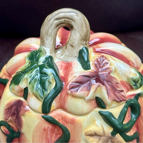 Pumpkin Goody Jar with Lid - Young’s Harvest Collection - Picture 4 of 12
